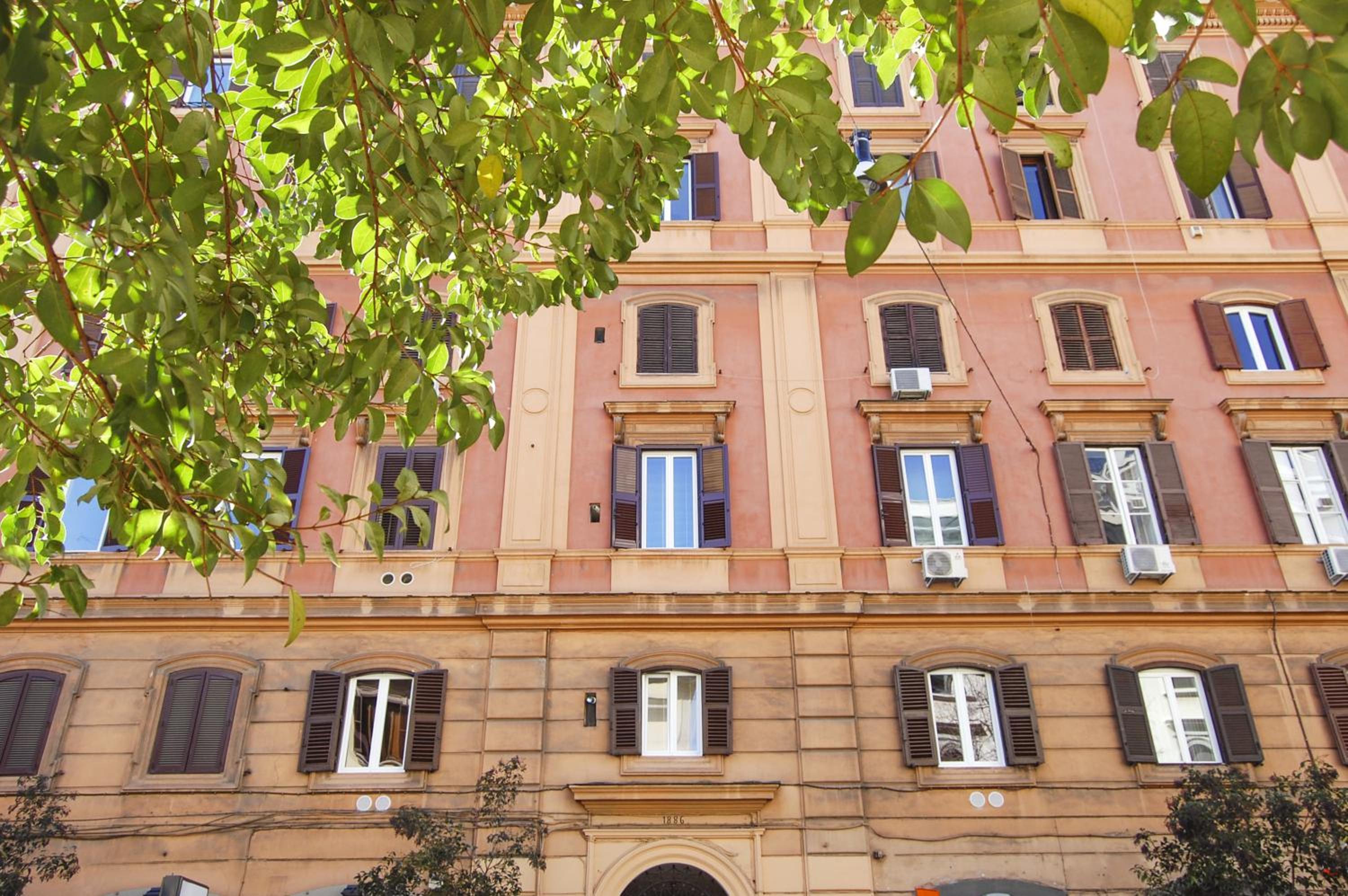 Colonna Luxury Suites