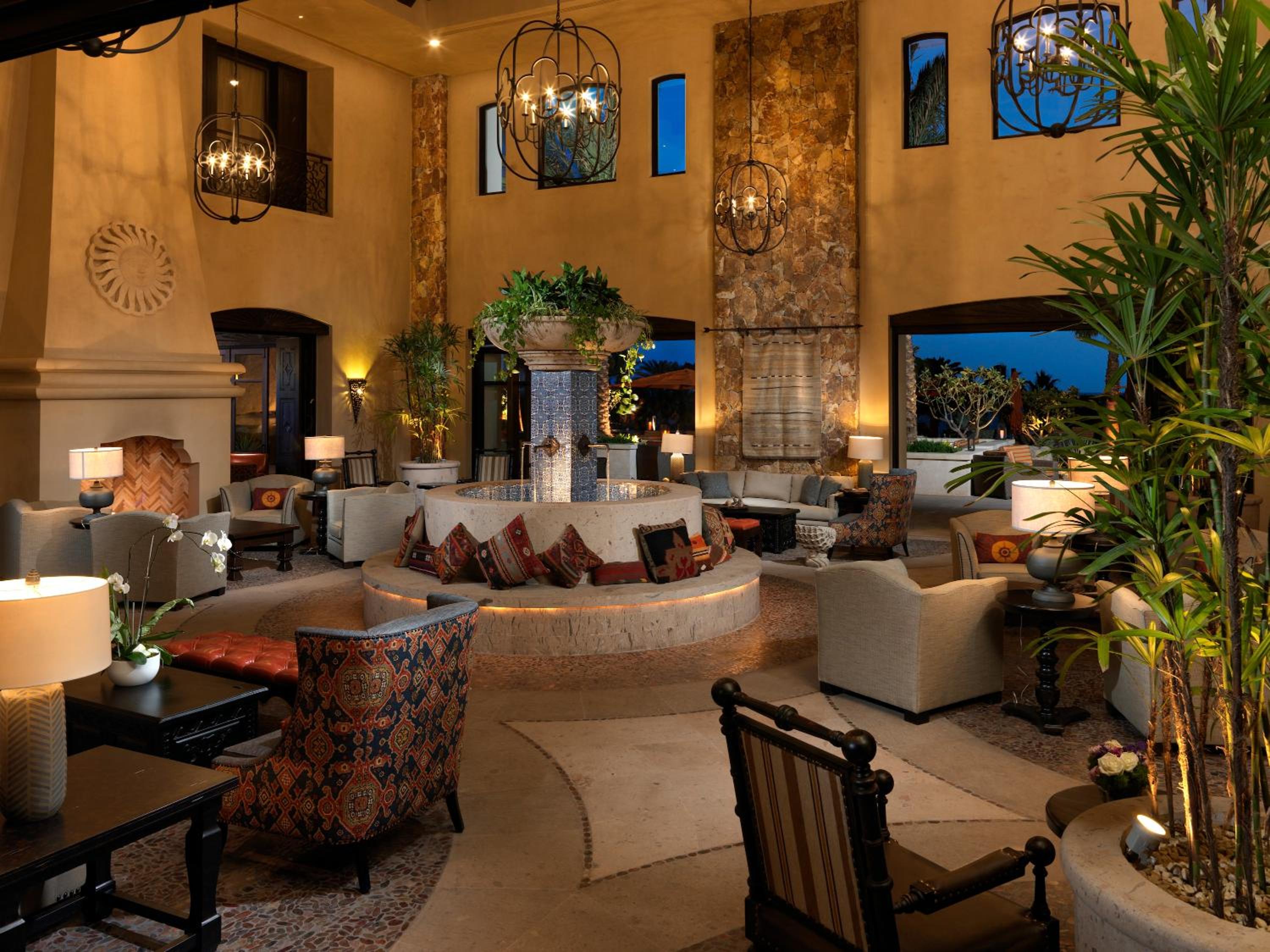 Grand Solmar Land's End Resort & Spa