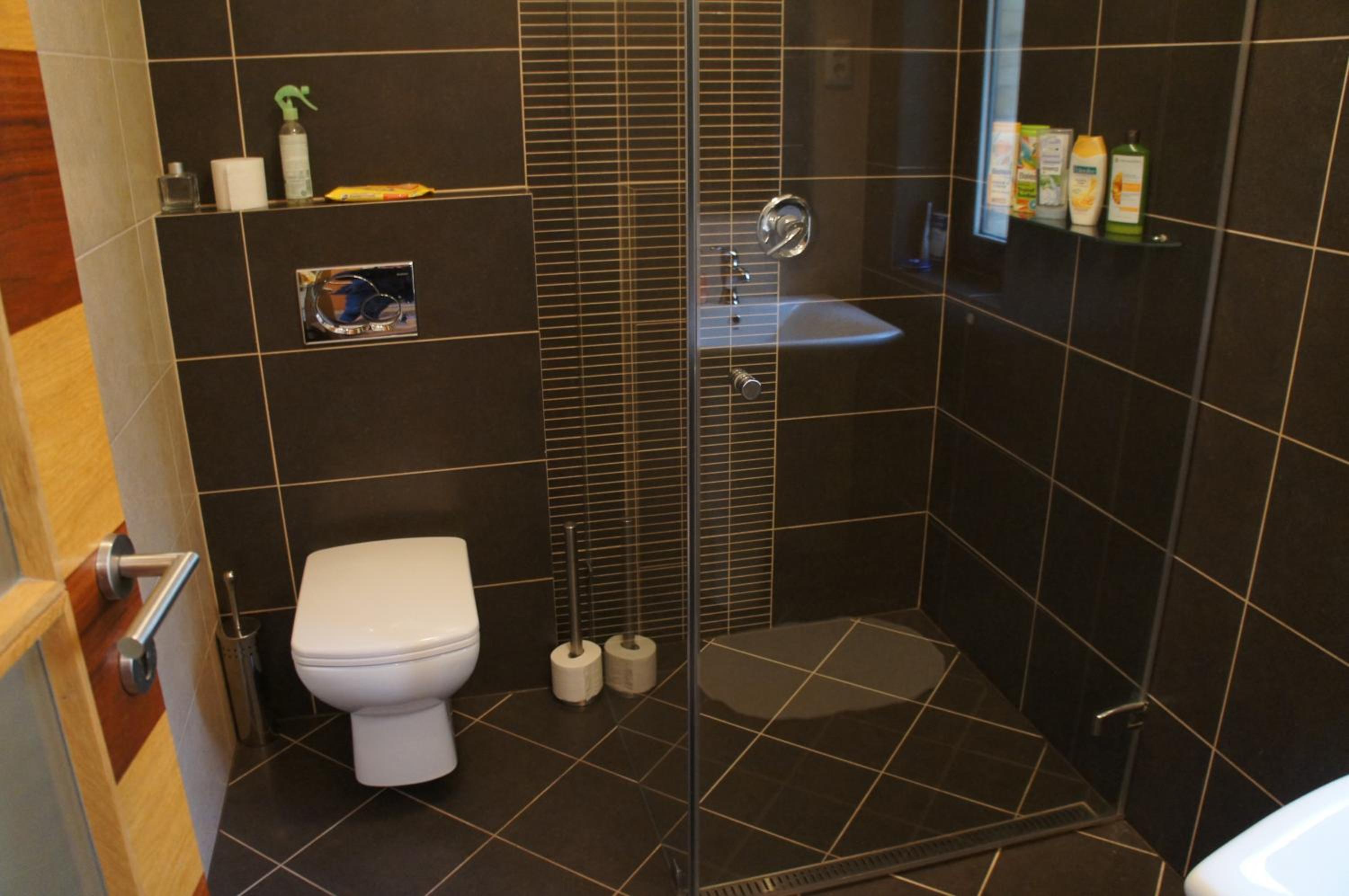 Sofia Premium Apartment free parking view 4
