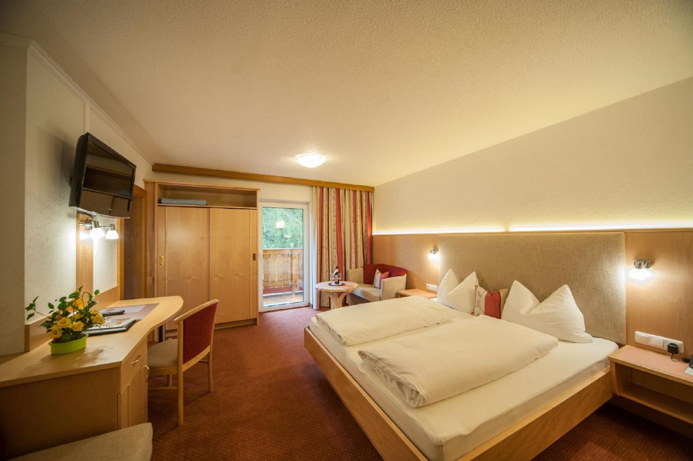 Hotel Garni Waldhof - Wohlfühlen am Lech