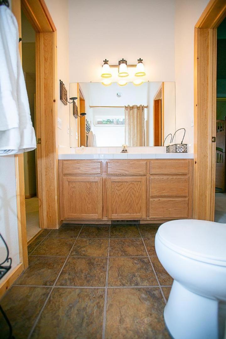 Cozy Tahoe Donner Retreat