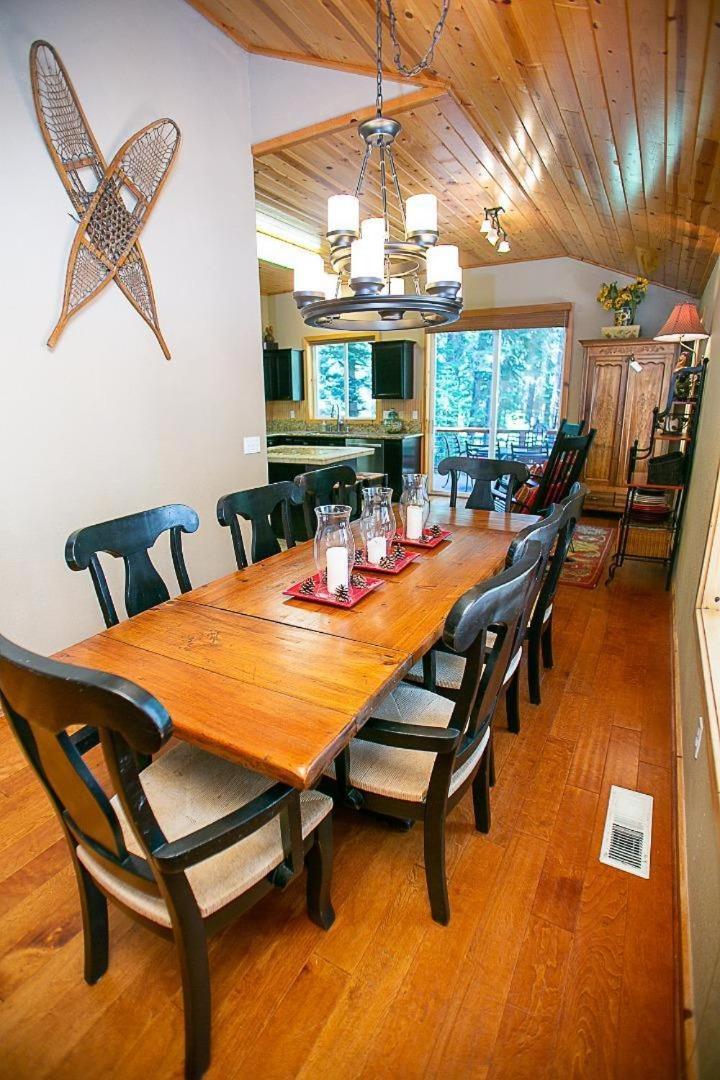 Cozy Tahoe Donner Retreat