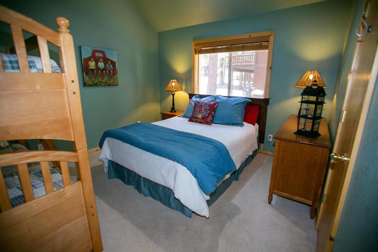 Cozy Tahoe Donner Retreat
