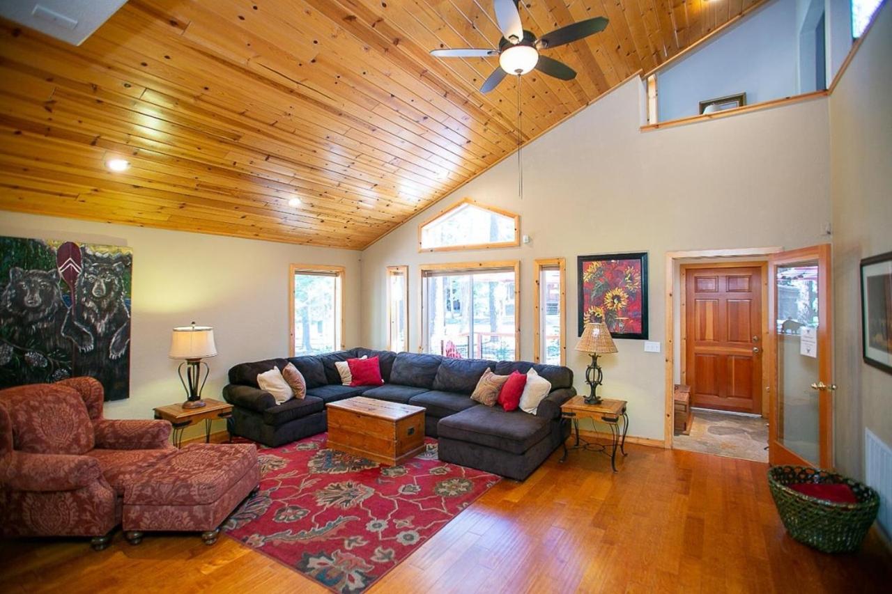 Cozy Tahoe Donner Retreat