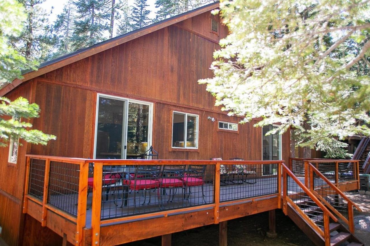 Cozy Tahoe Donner Retreat