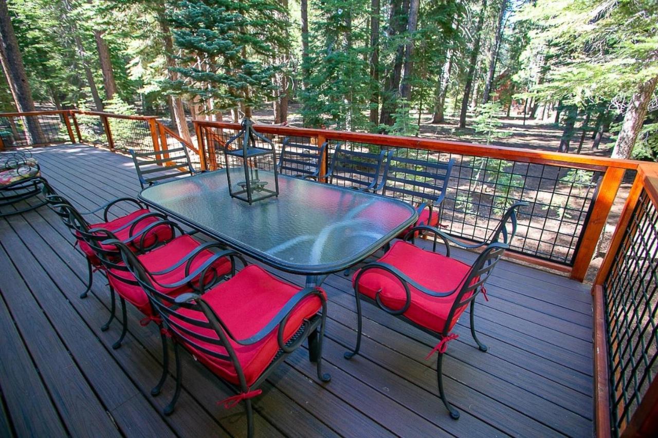 Cozy Tahoe Donner Retreat