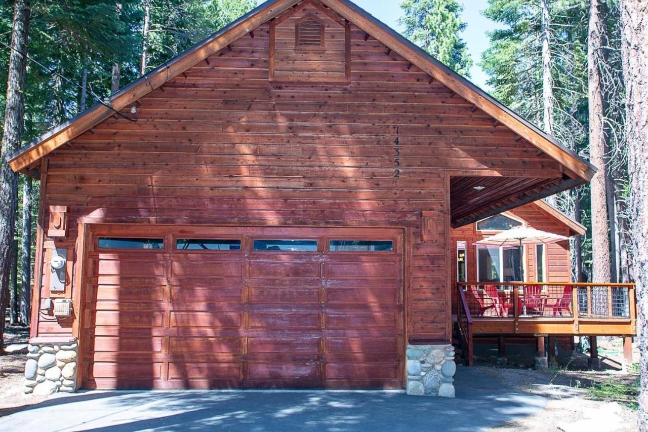 Cozy Tahoe Donner Retreat
