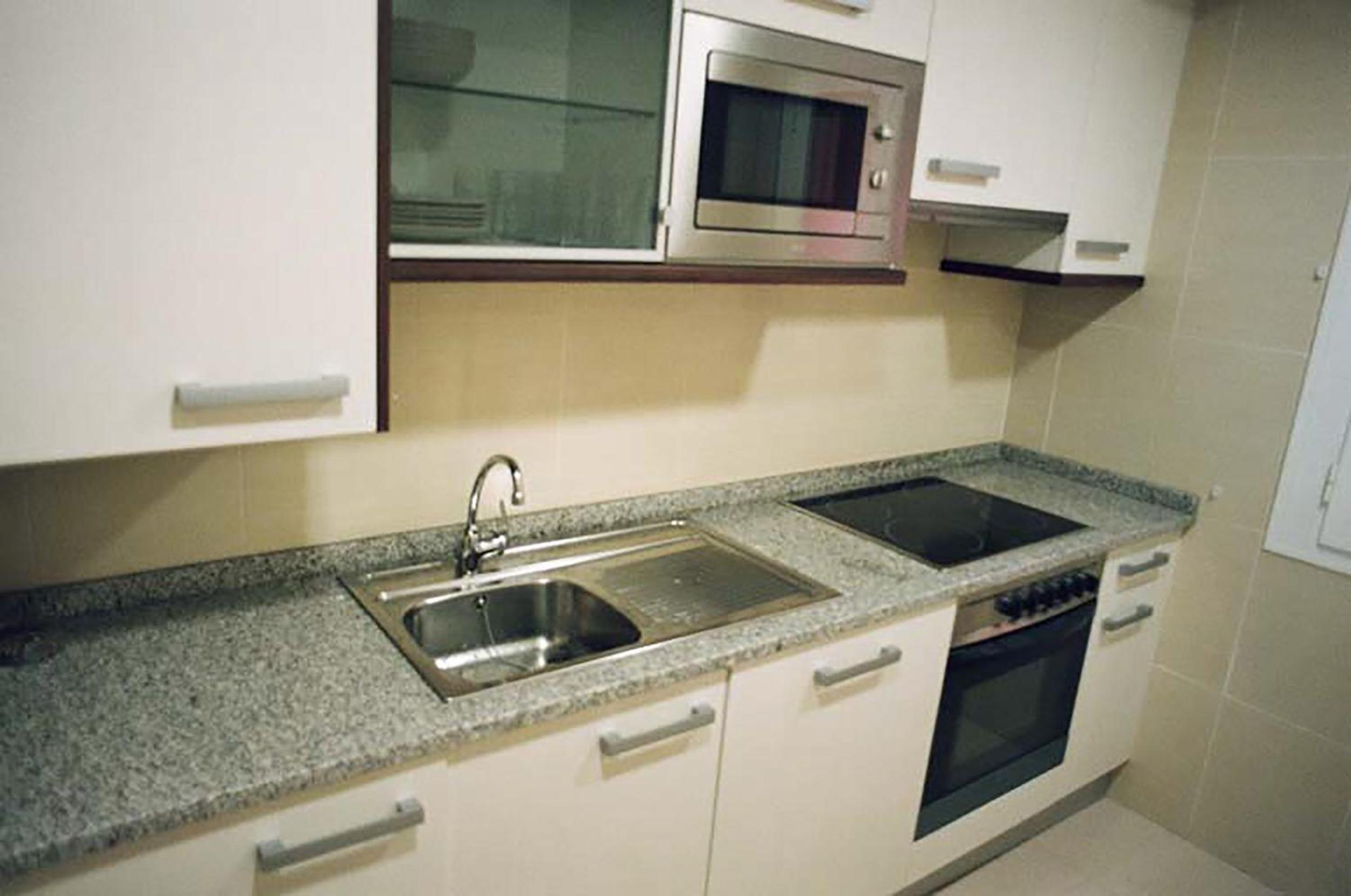 Apartamentos Auhabitat Zaragoza, edificio de apartamentos turísticos