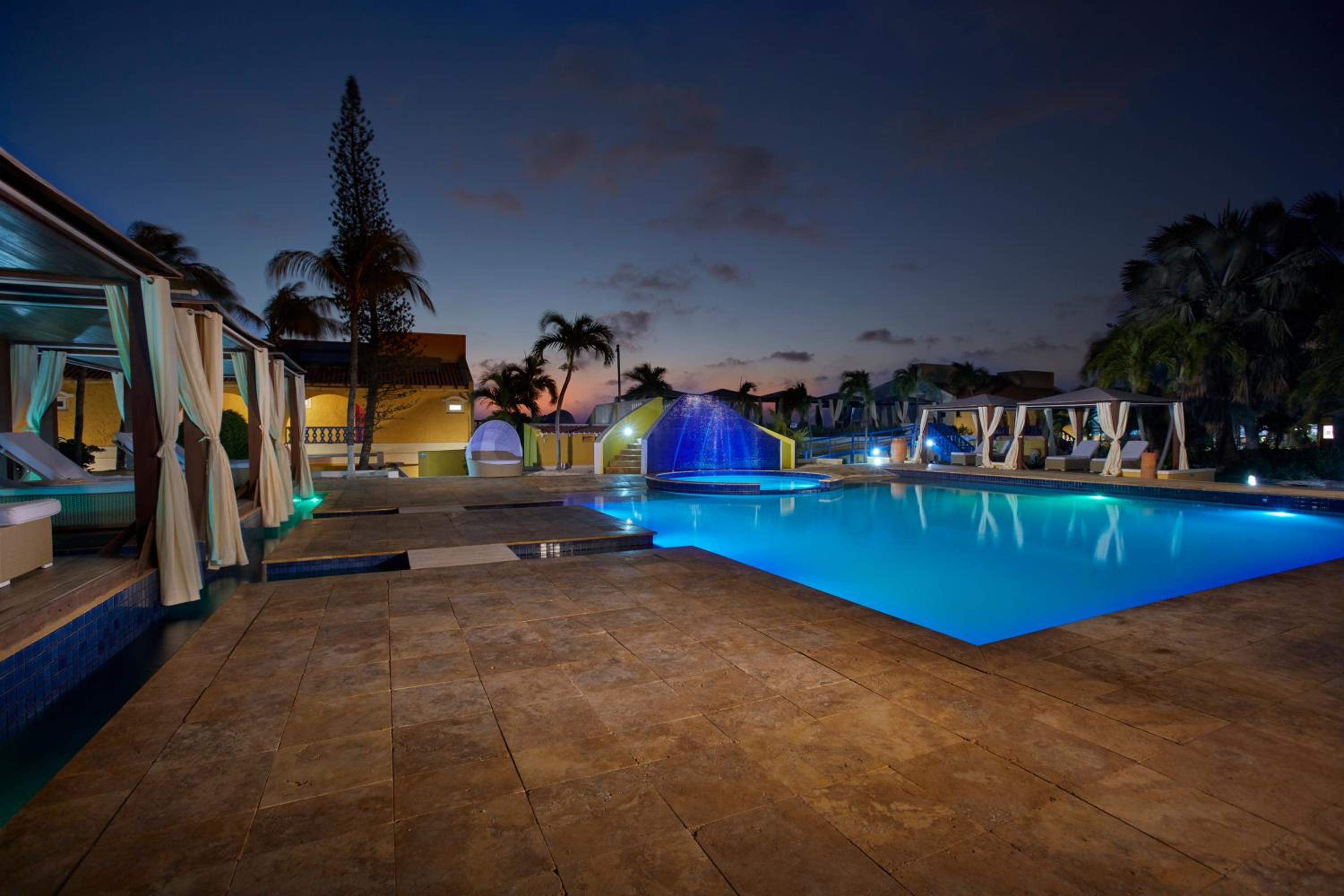 Divi Flamingo Beach Resort - Photo 44