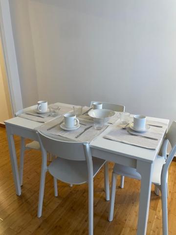 Two-room apartment San Babila Milan