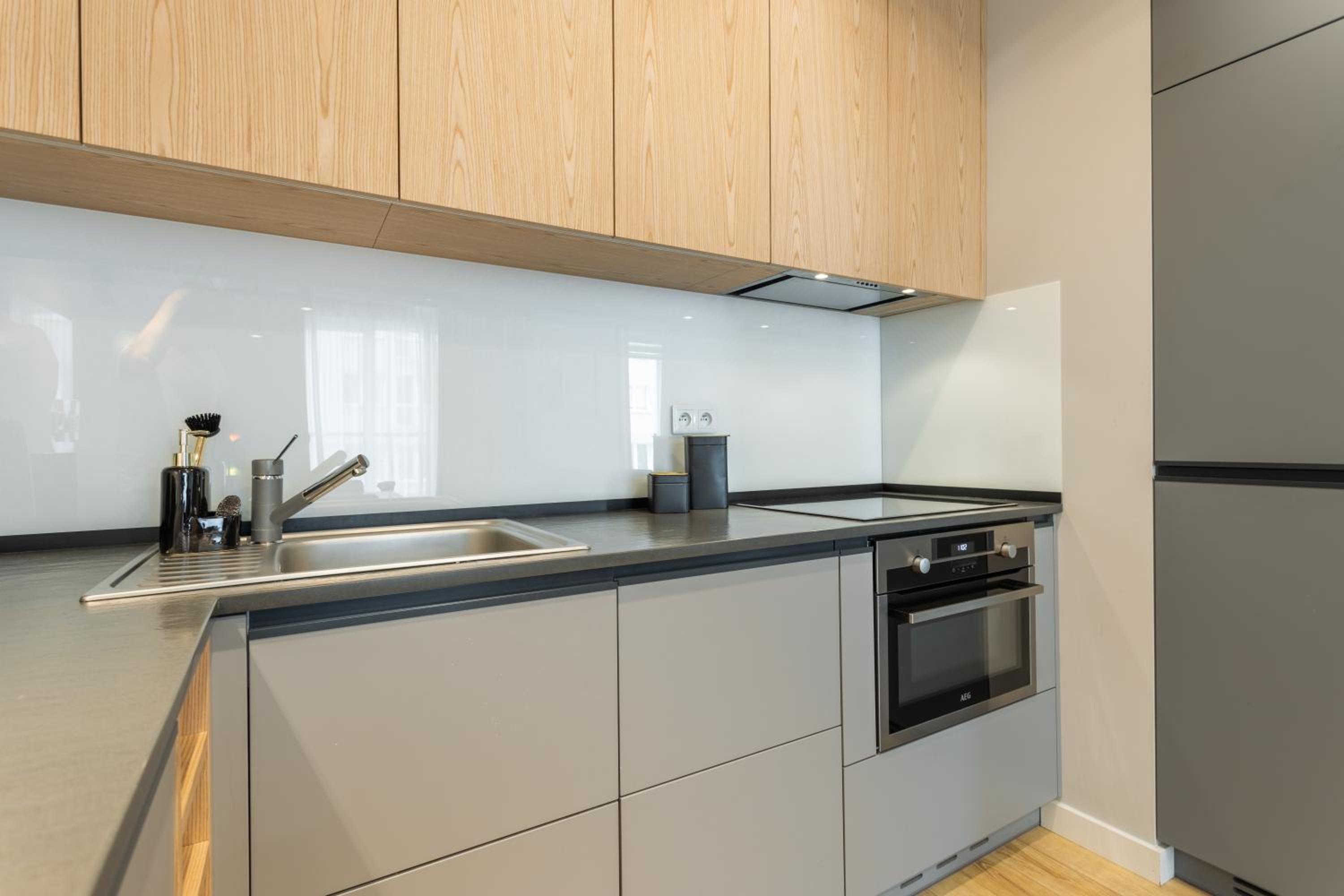 Urban Chic - Two Bedrooms Apartment - City Center - Sienna street