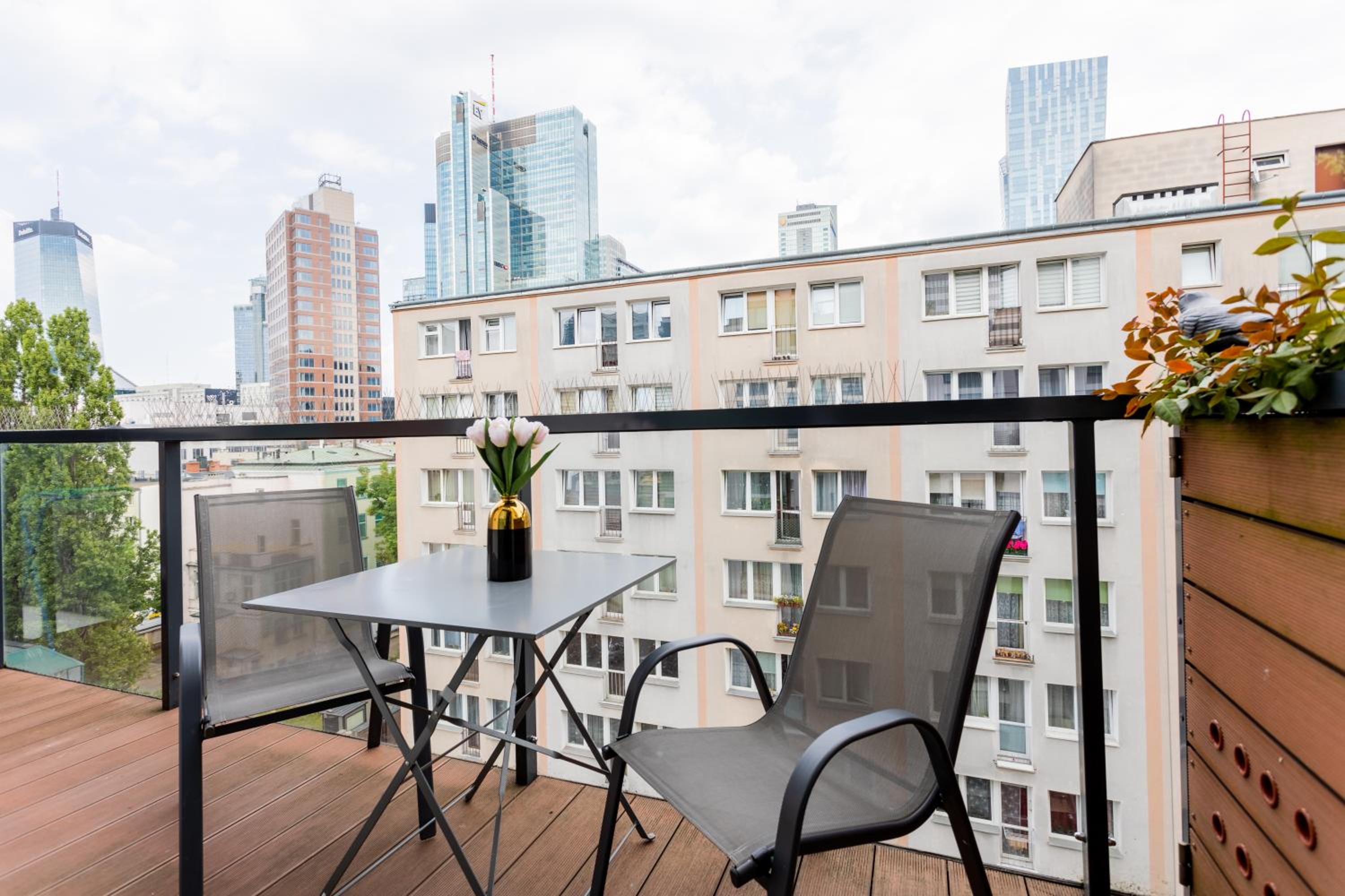 Urban Chic - Two Bedrooms Apartment - City Center - Sienna street