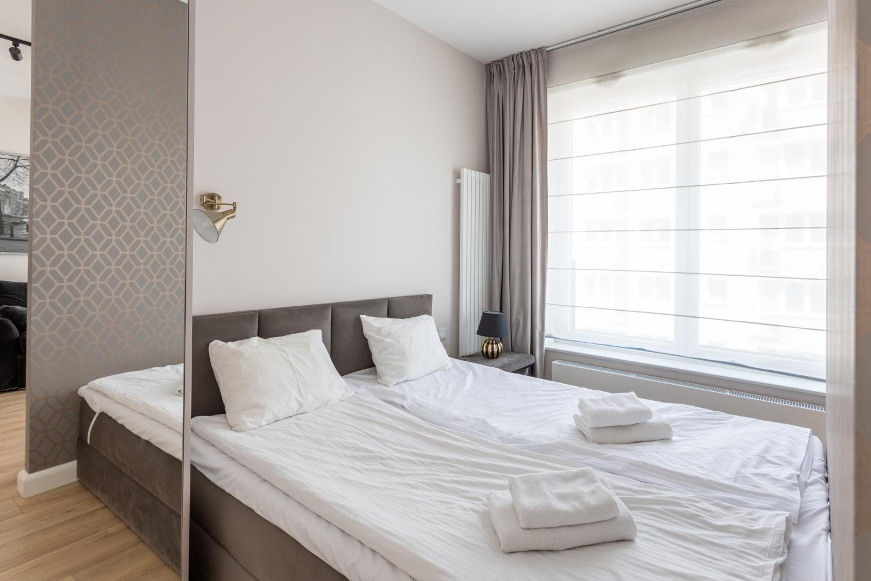Urban Chic - Cozy Studio Apartment - City Center - Sienna street