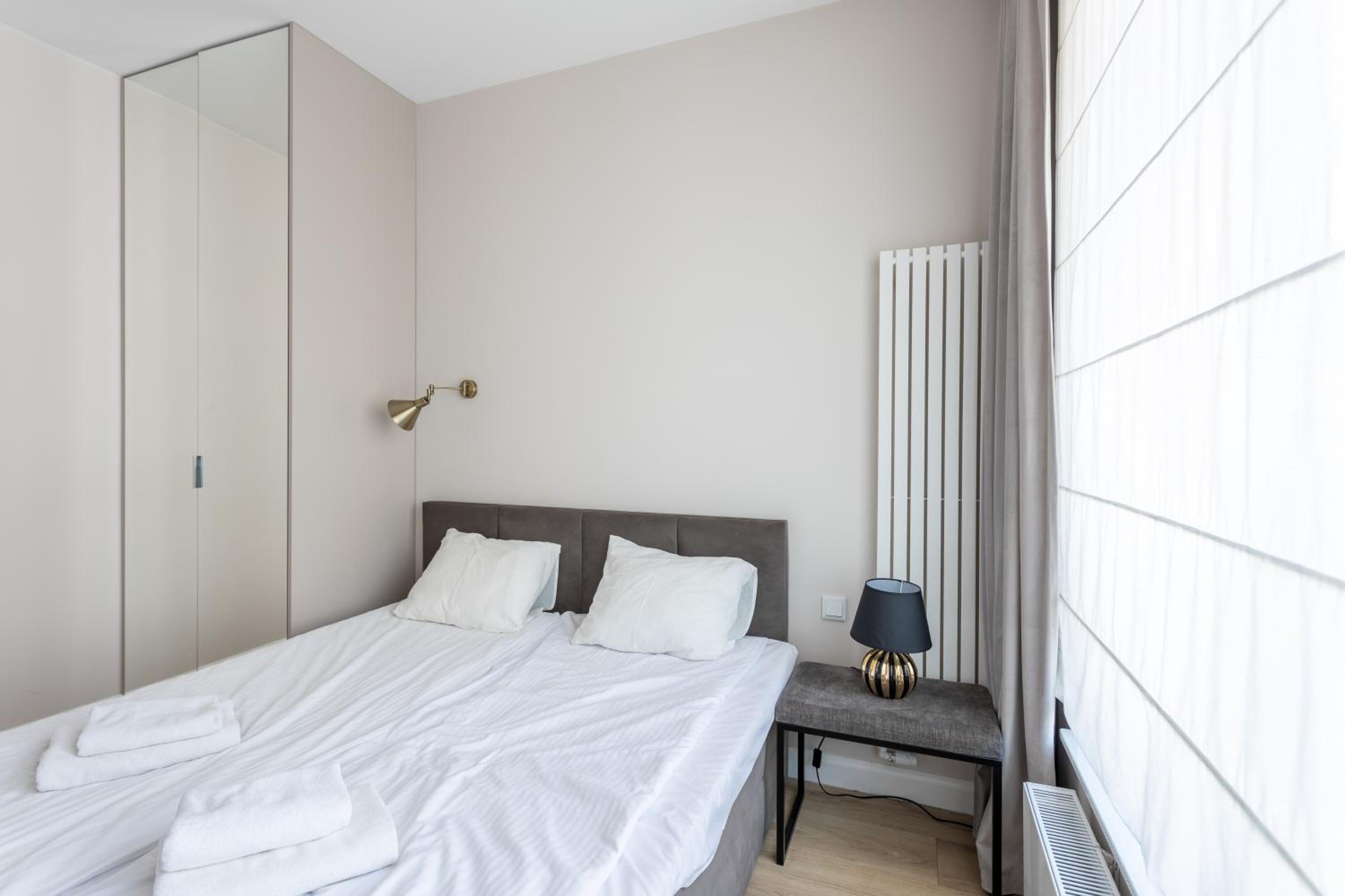 Urban Chic - Cozy Studio Apartment - City Center - Sienna street