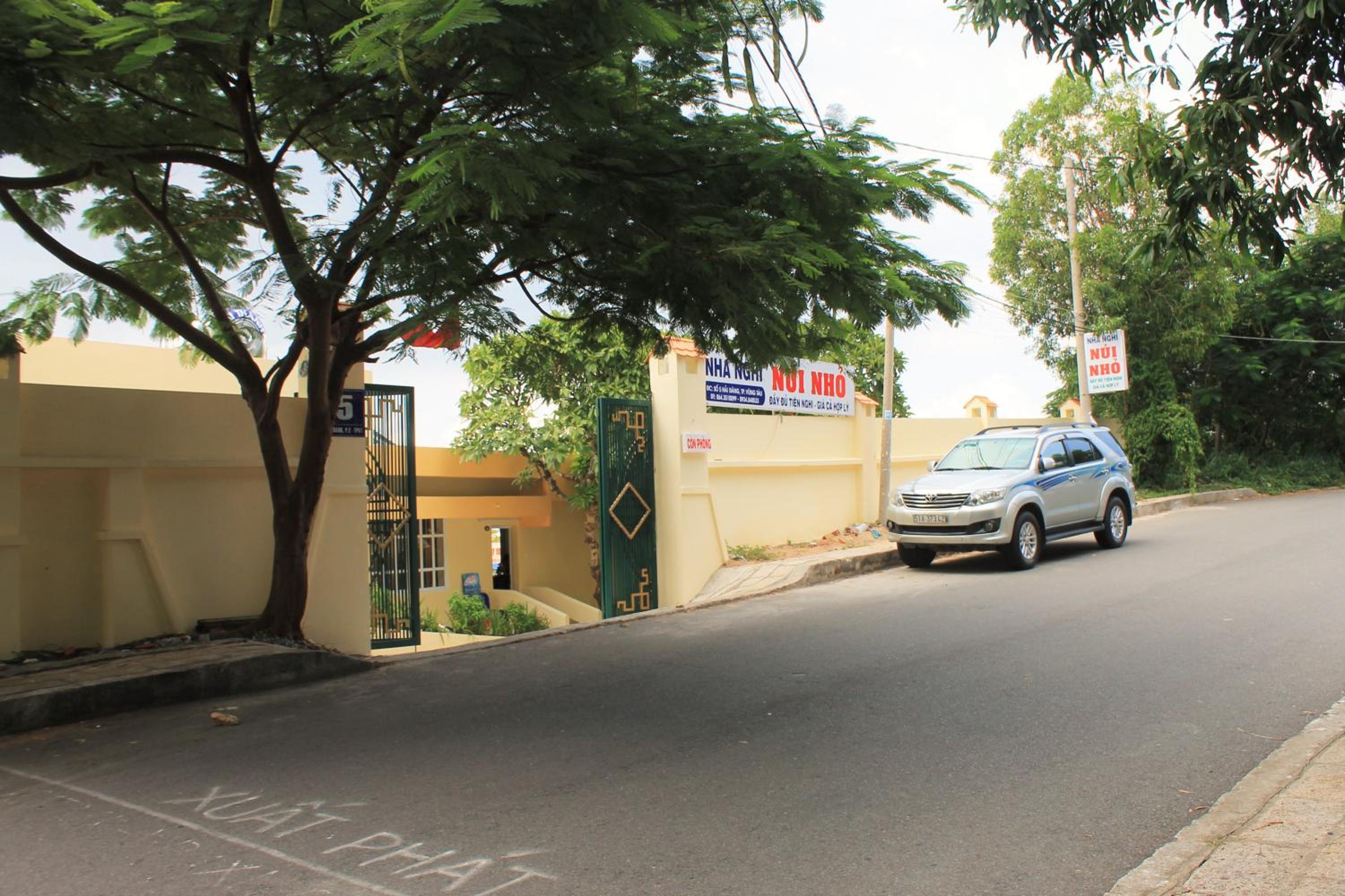 Nui Nho Motel view 3