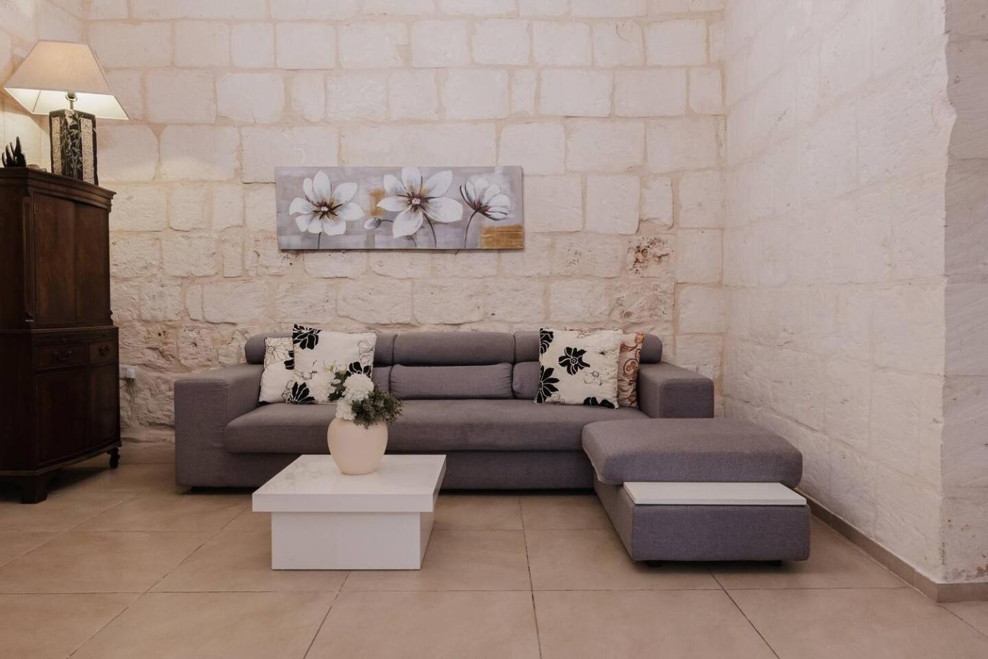 Bright Mellieha 3BED Townhouse by Homely!