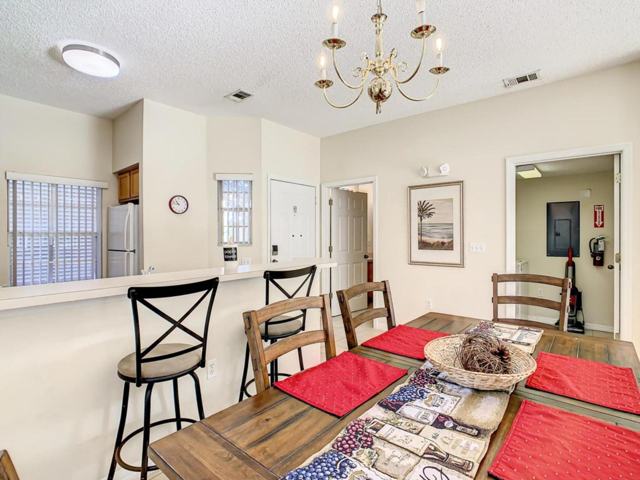 Spacious Emerald Escape - 12 Mins to Disney
