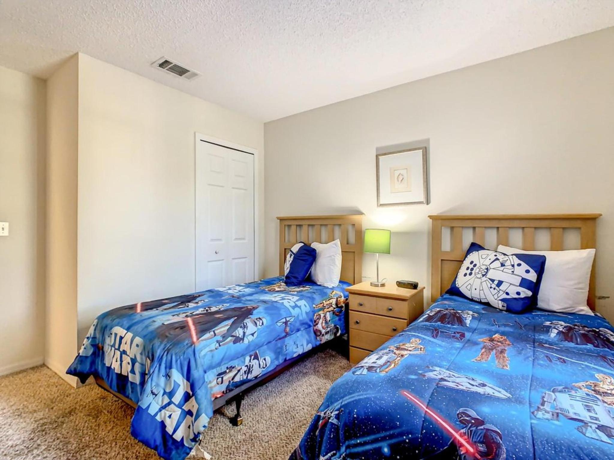Spacious Emerald Escape - 12 Mins to Disney