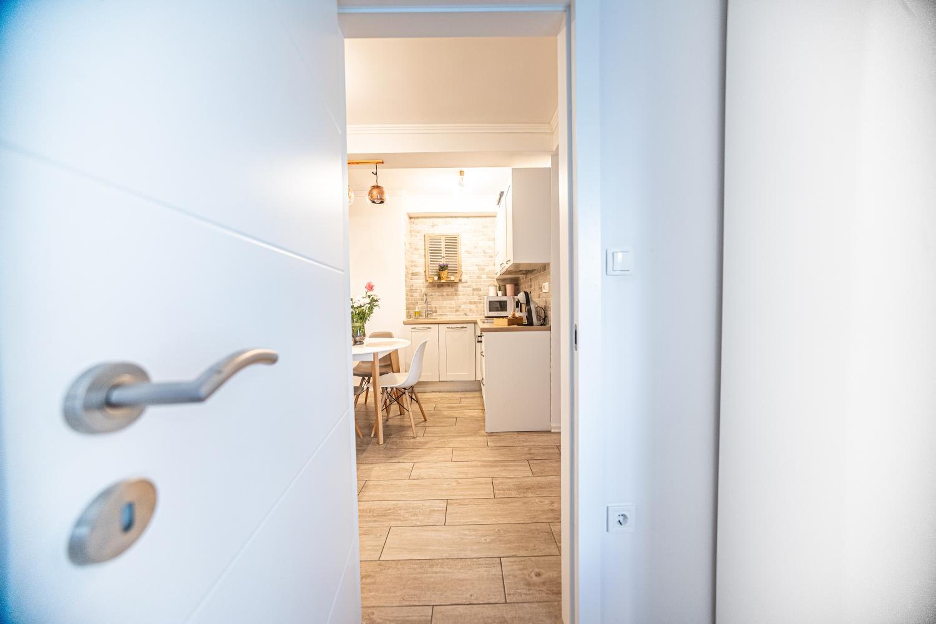 Split Apartment M&T