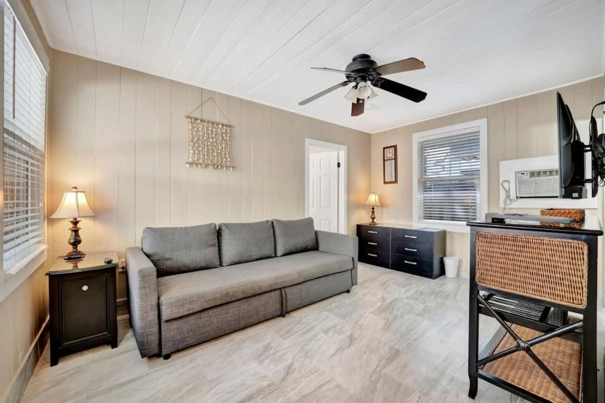 Stones Throw Beachside Bungalow #1 ON THE BEACH
