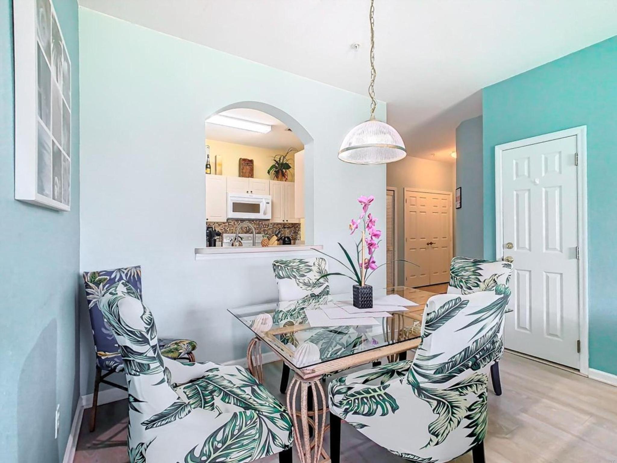 Spacious Windsor Palms Retreat - 11 Min to Disney