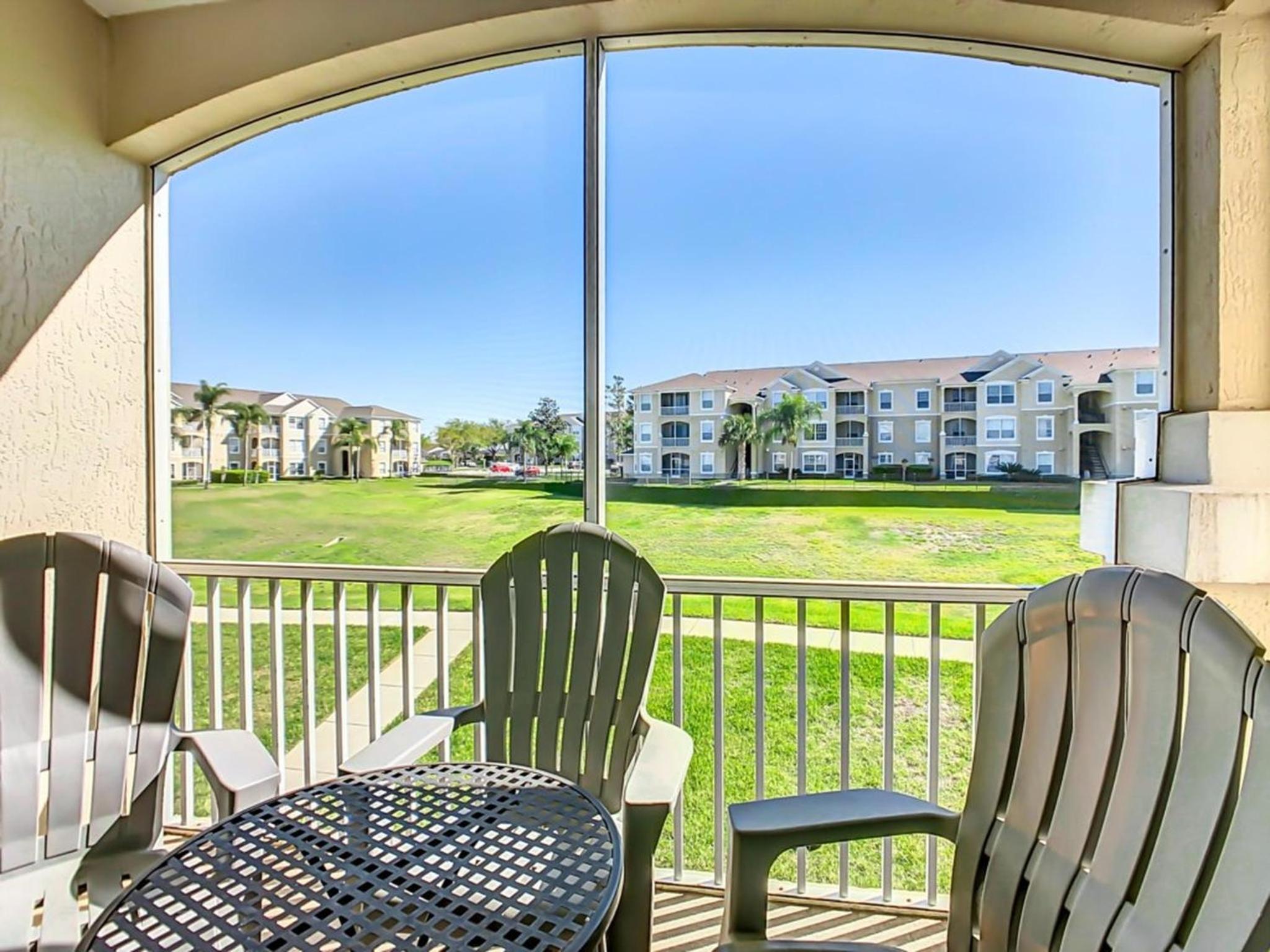 Spacious Windsor Palms Retreat - 11 Min to Disney