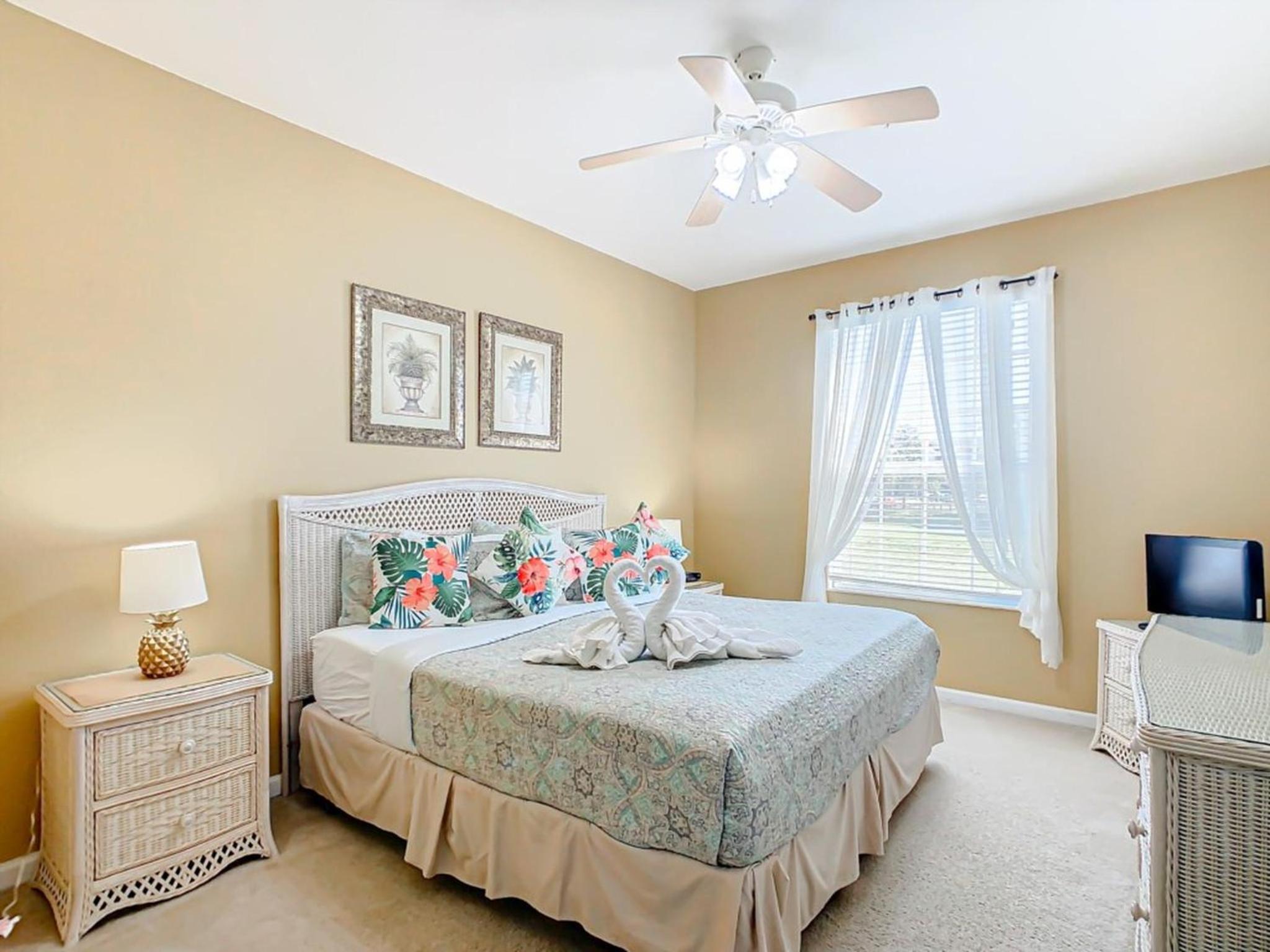 Spacious Windsor Palms Retreat - 11 Min to Disney