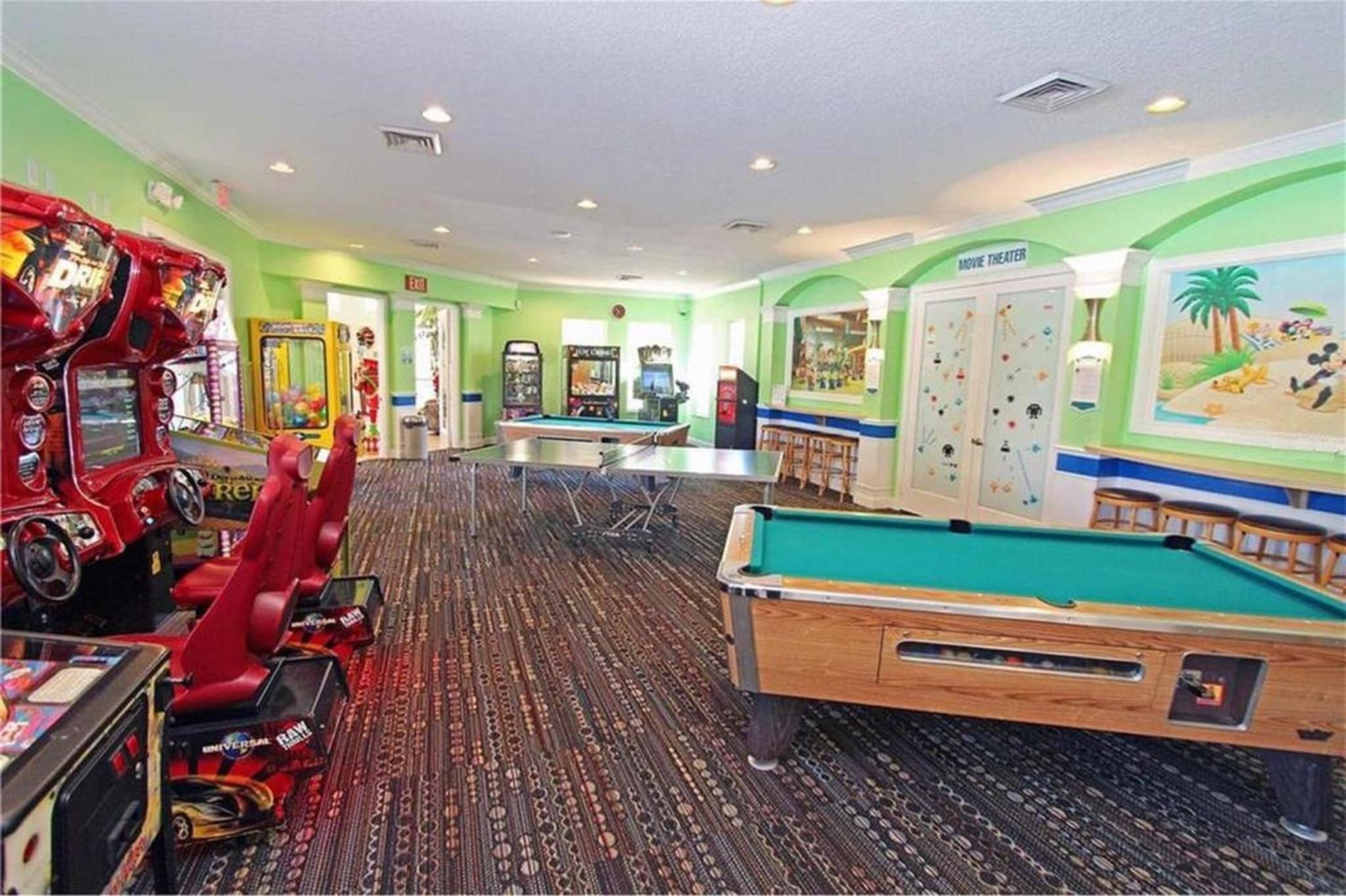 Spacious Windsor Palms Retreat - 11 Min to Disney