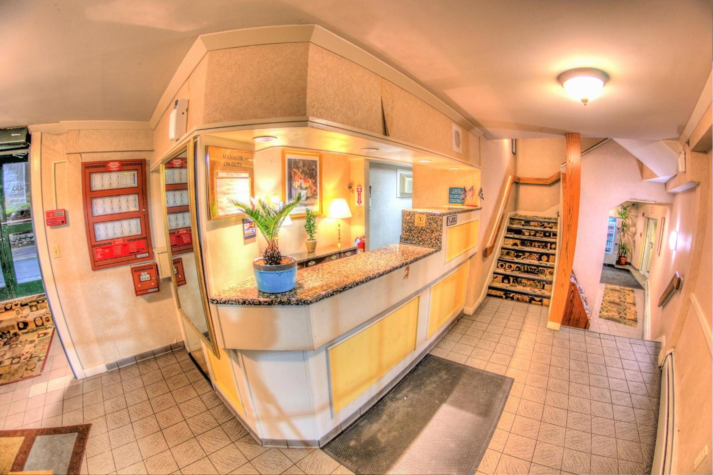 Bedford Vacations - Bedford Plaza Hotel - Boston - Property Image 5