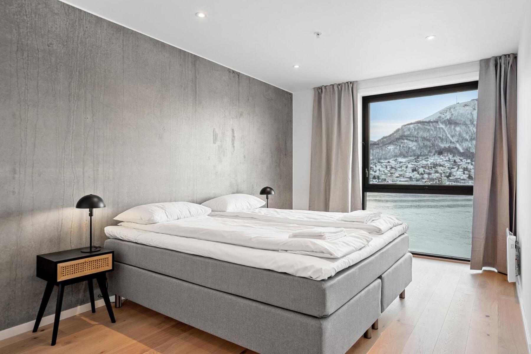 Arctic Panorama Apartment