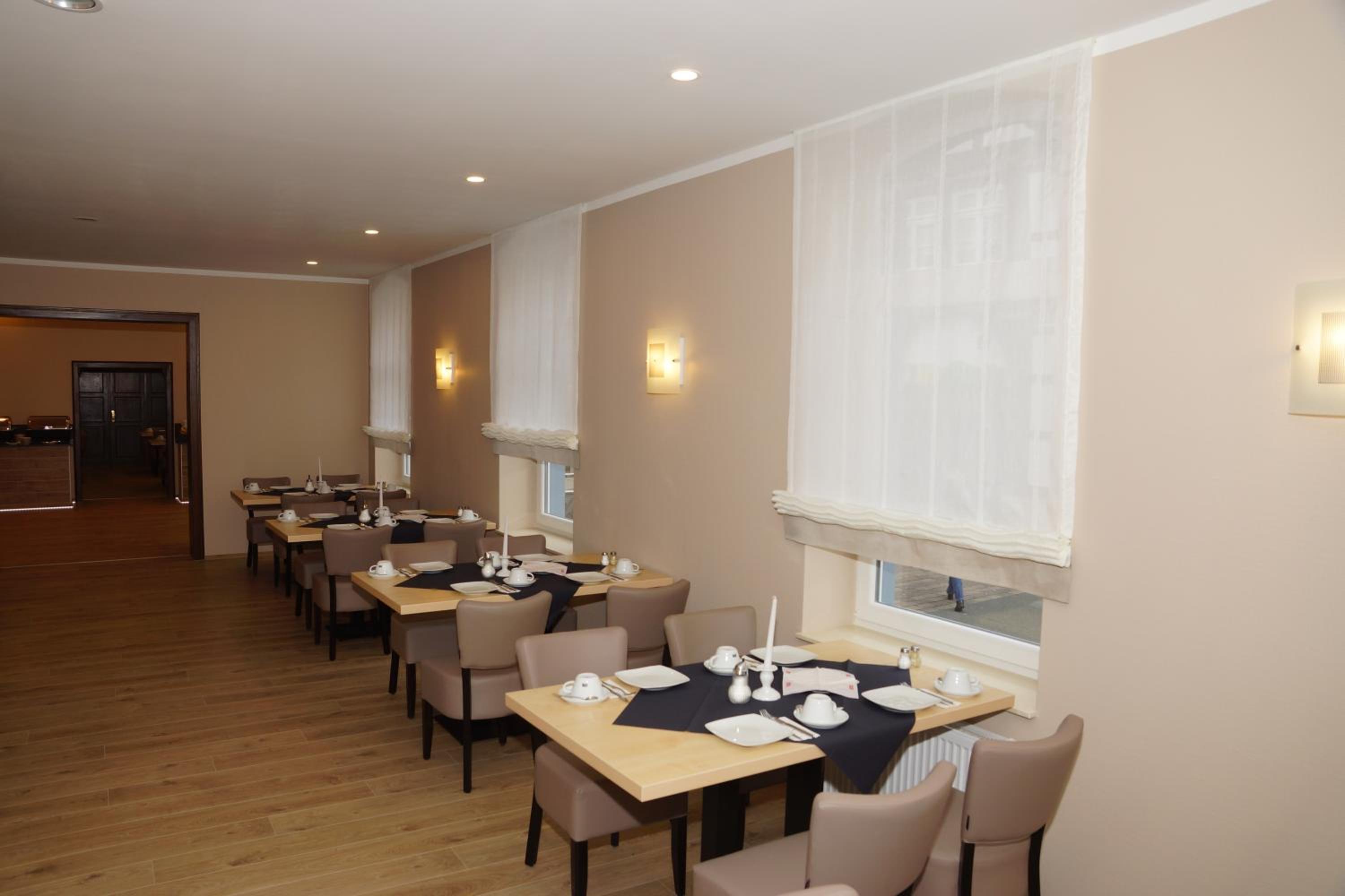 Hotel Deutsches Haus - Property Image 13