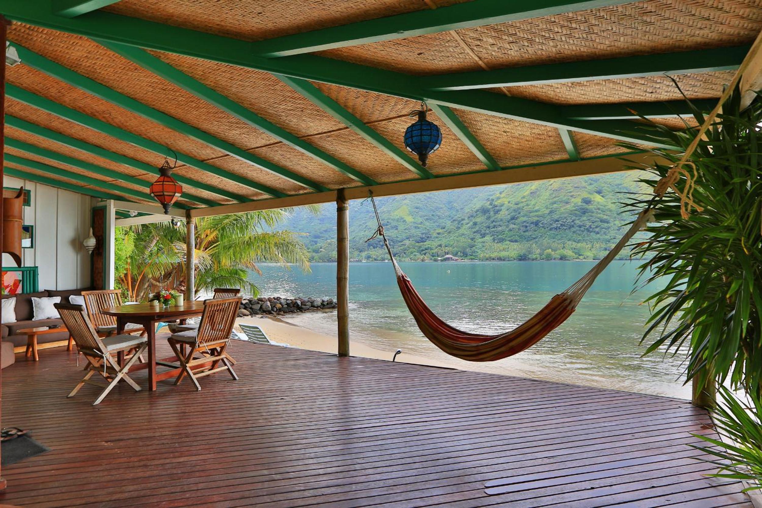 Robinson's Cove Villas - Deluxe Cook Villa view 5