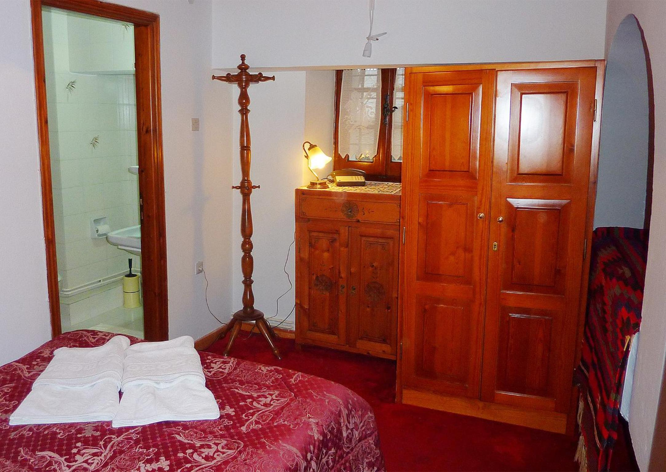Archontiko Repana - Makrinitsa Stone Retreat