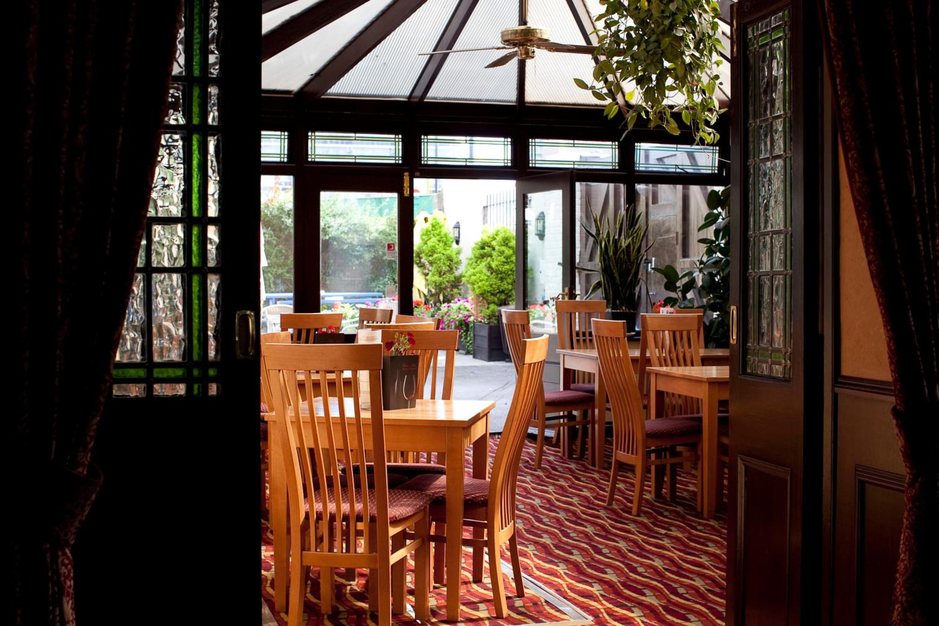 restaurant