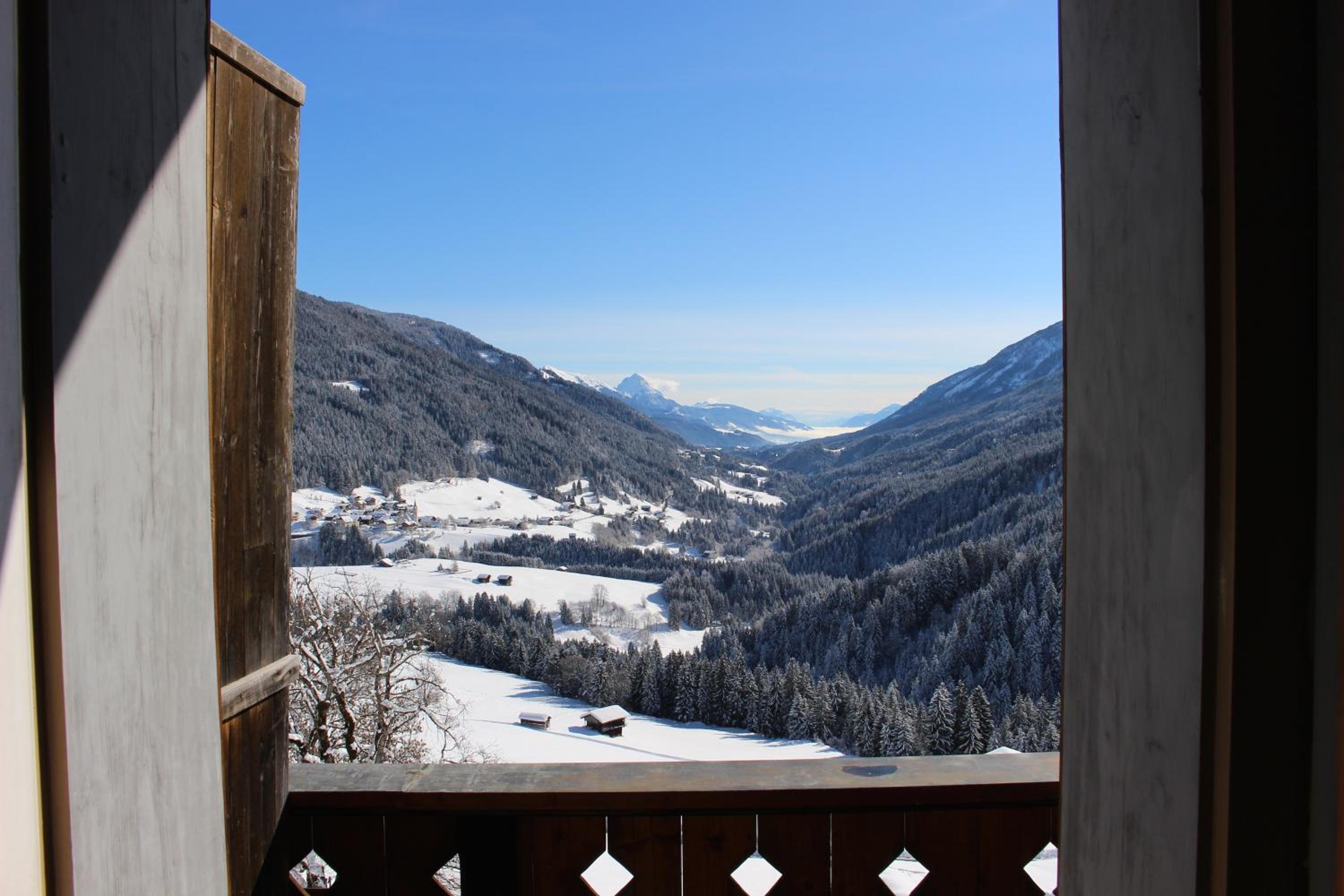 Hepi Lodge