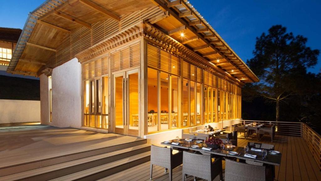 Dhensa Resort