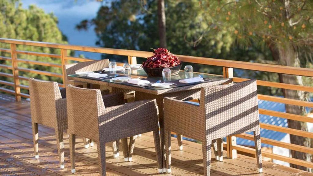 Dhensa Resort