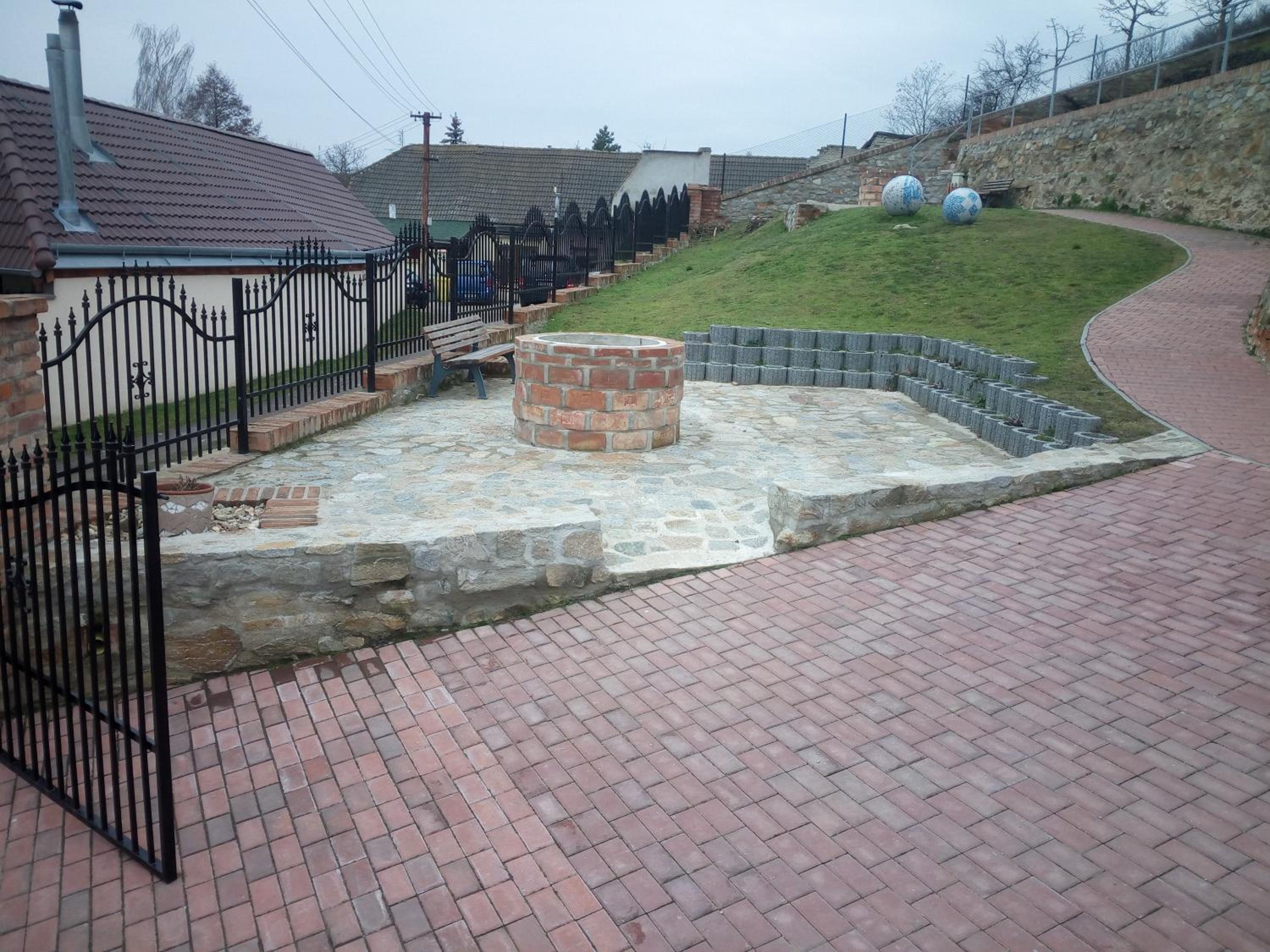 Photo 14