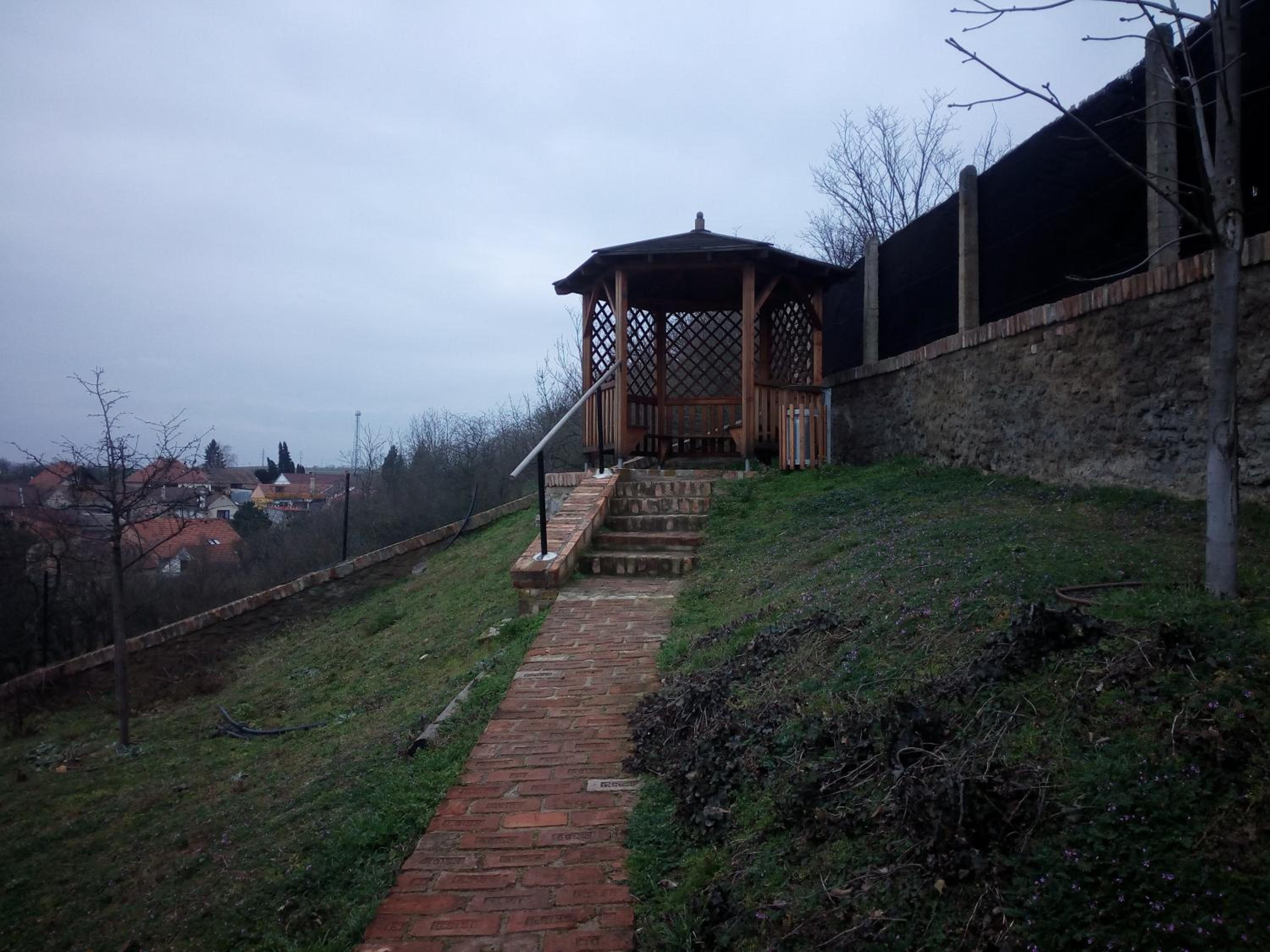 Photo 15