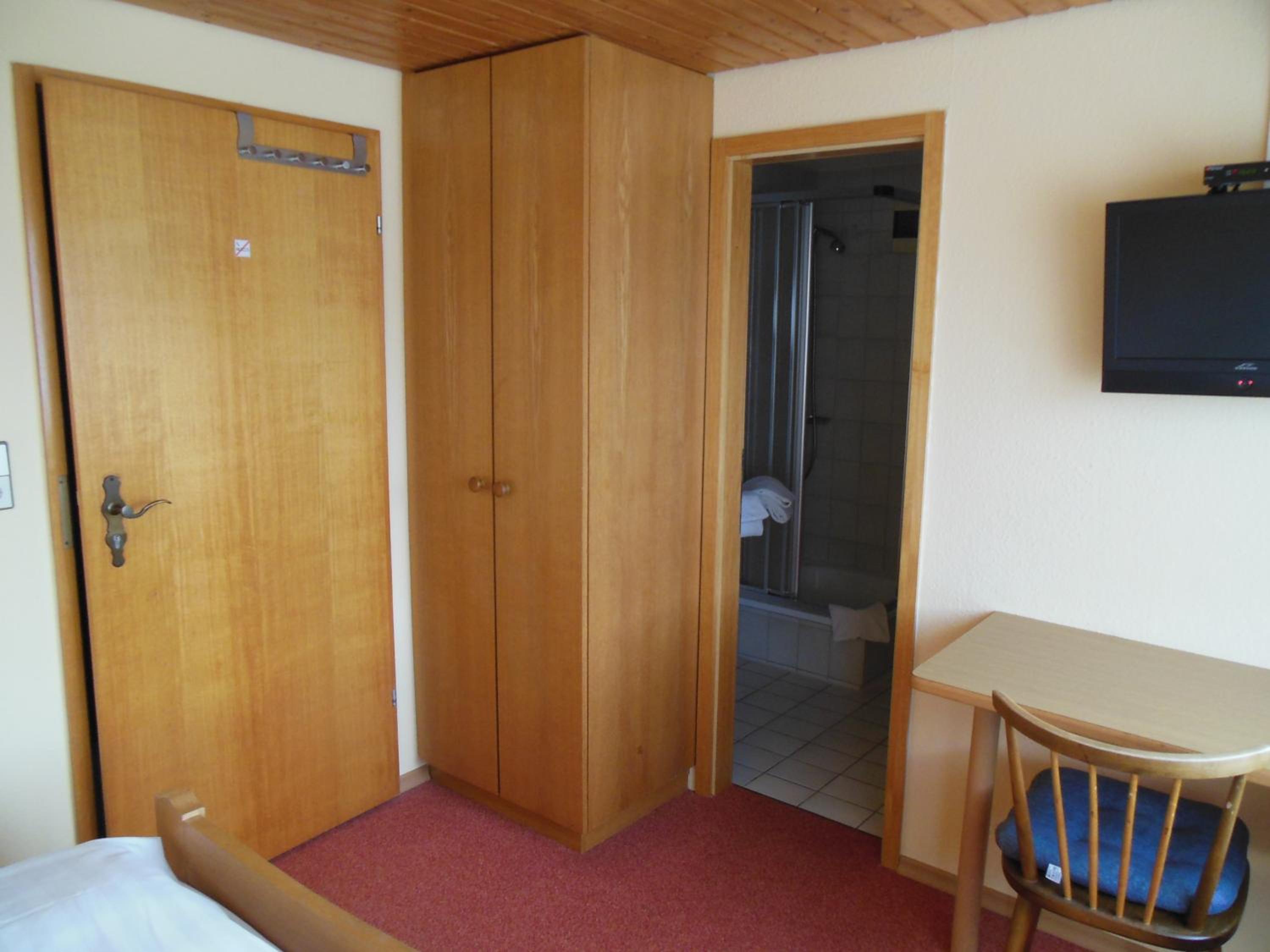 Photo 41