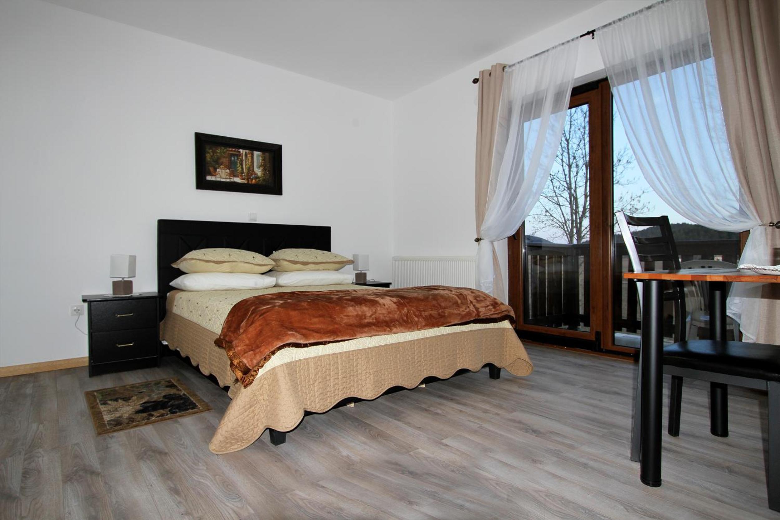 Photo 46