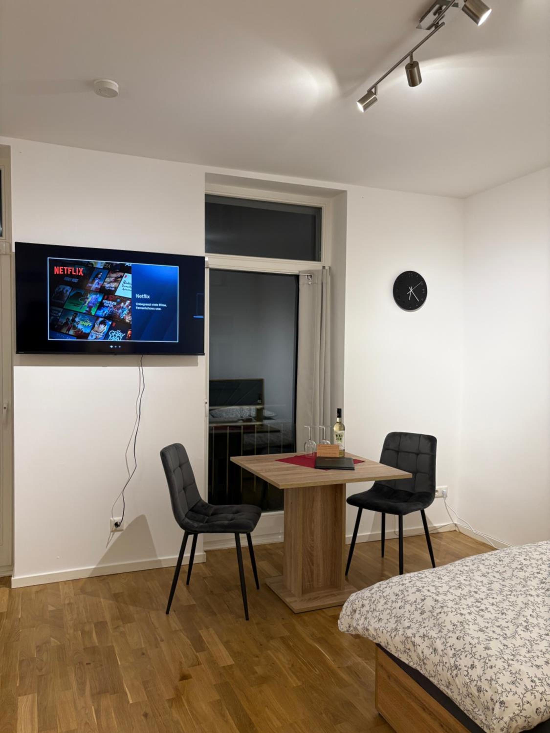 Modernes Serviced Apartment Wohnglück 1