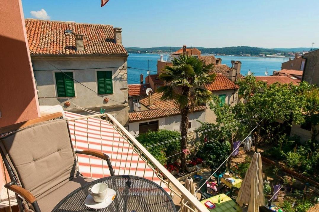 Sea View House