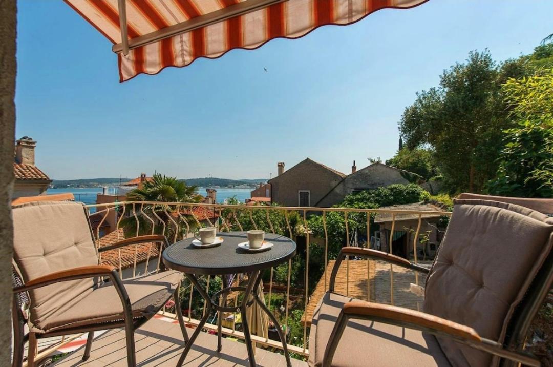 Sea View House