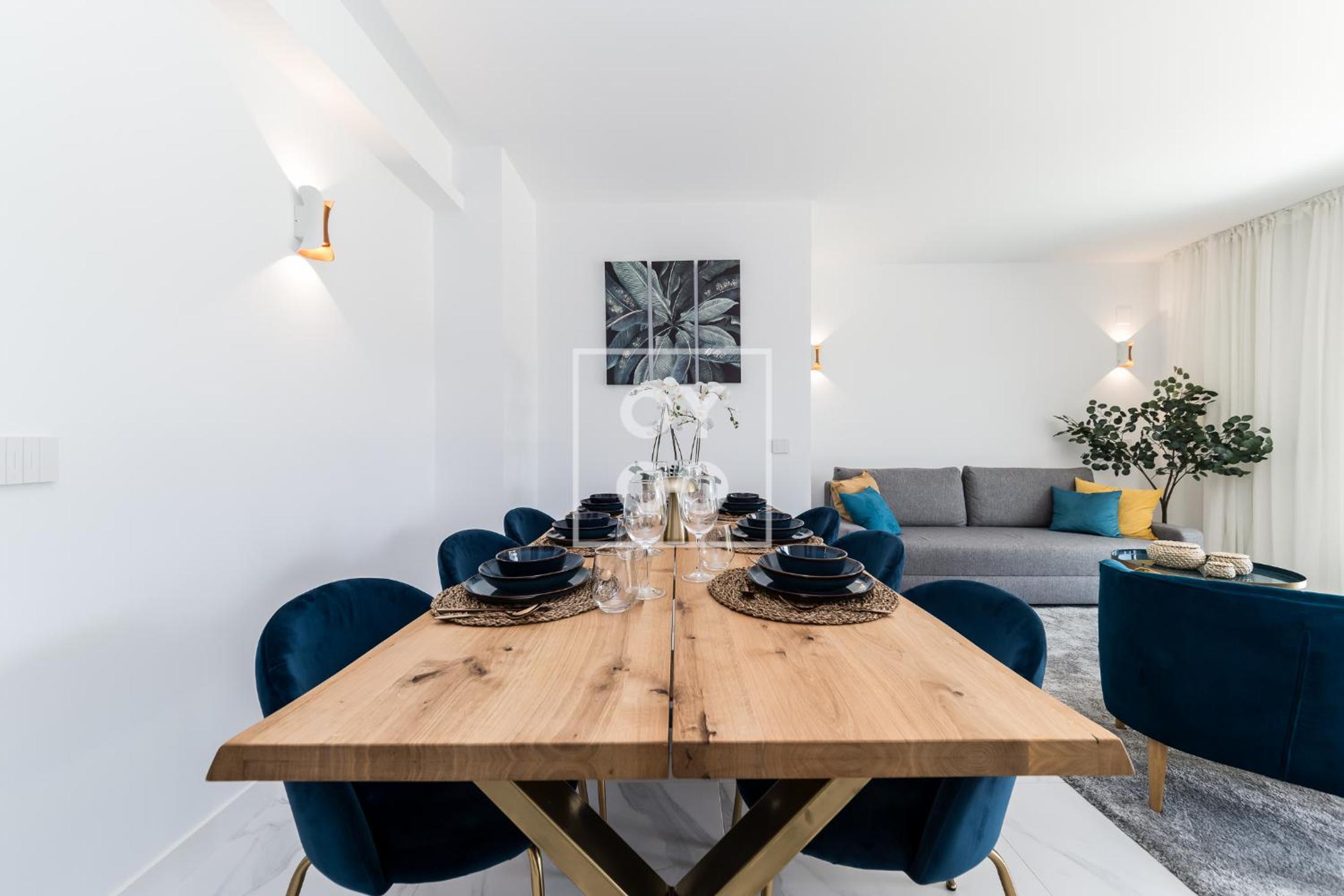 Infinity Blue groundfloor apt, beachfront, heated pool - by OYOOSTAYS