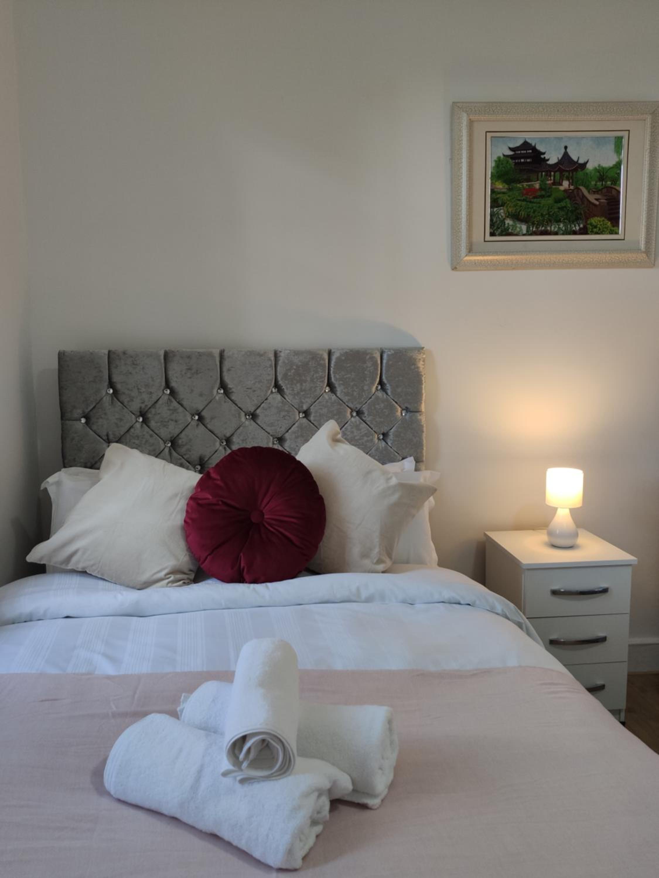 Tower Bridge Roomzzzz BnB