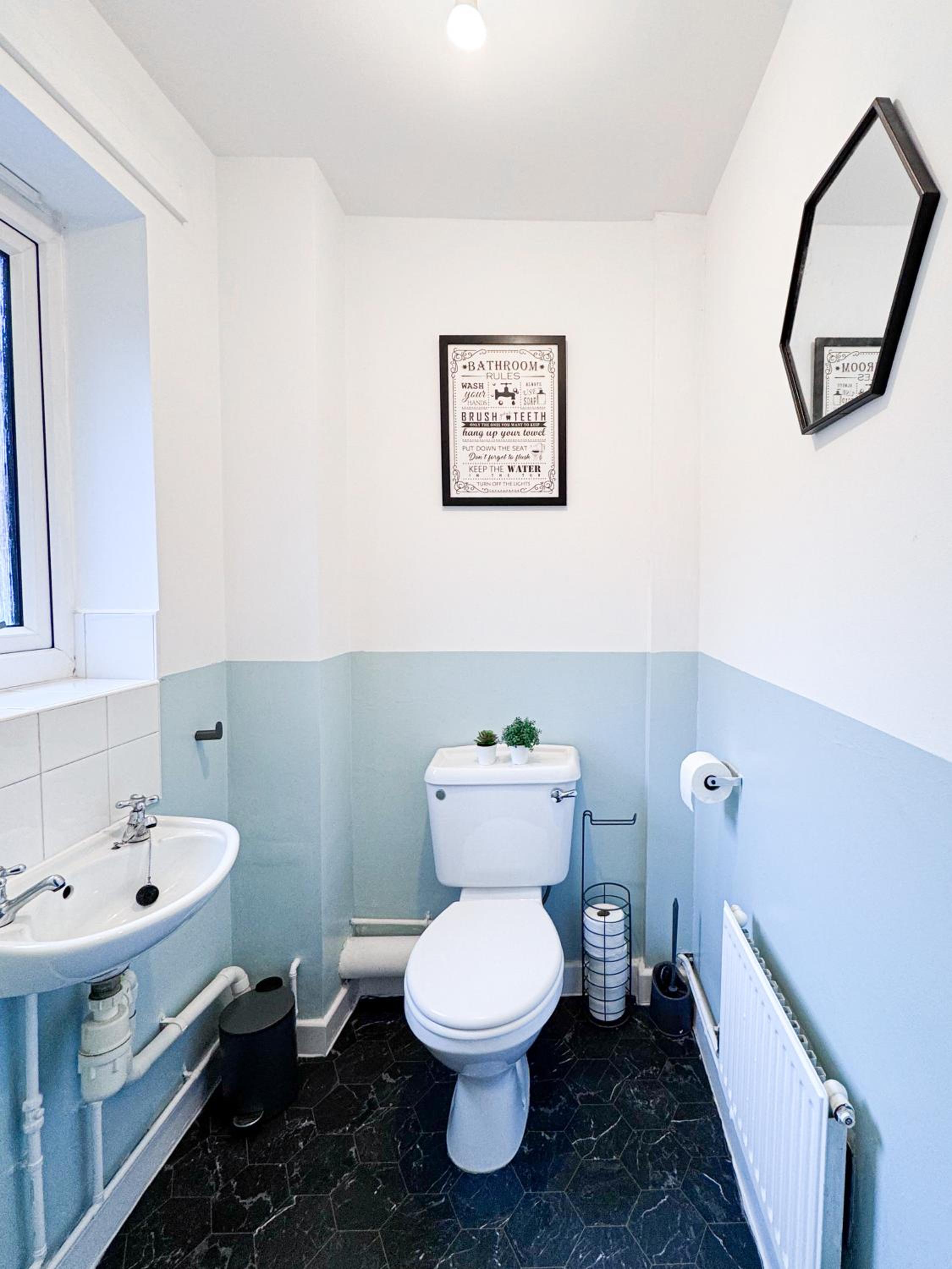 Lokfu Garden By Furnished Accommodation 3 Bedroom House Free Parking Perfect For Contractors and Families