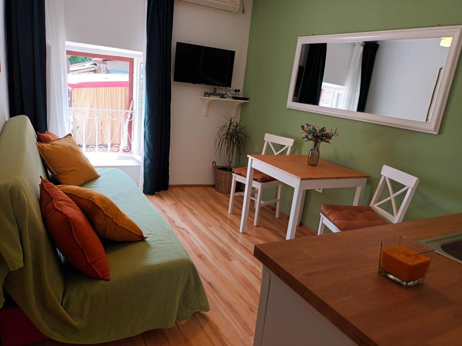 Sea View House