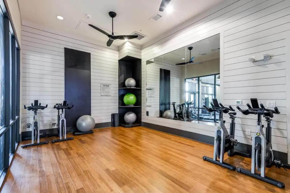 Serene Frisco Apt with Pool and Gym