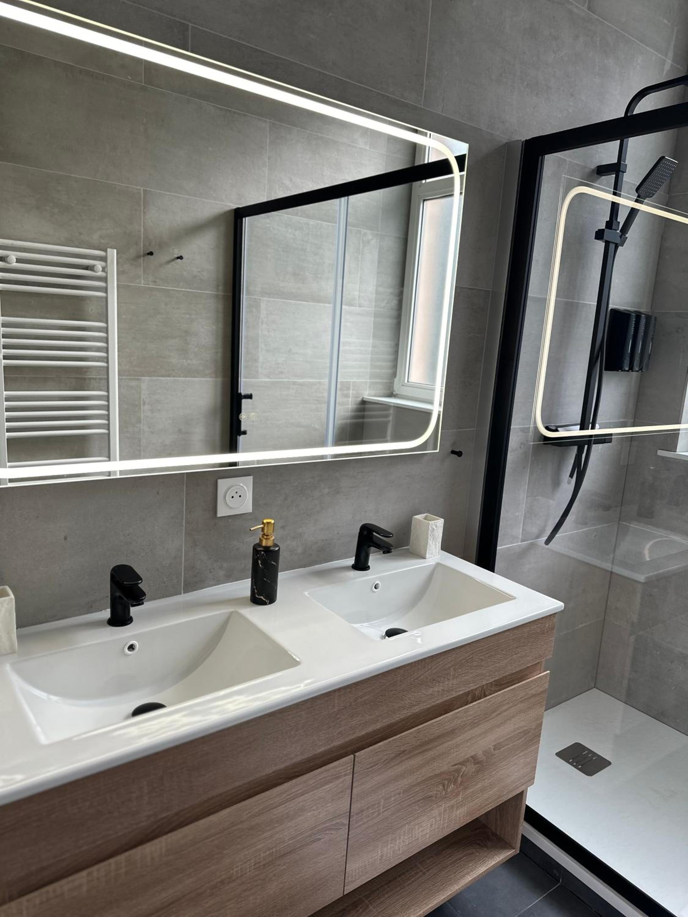 Maison de l'Aar Appartement le Diamant luxueux et neuf 2 chambres Grand Salon Séjour
